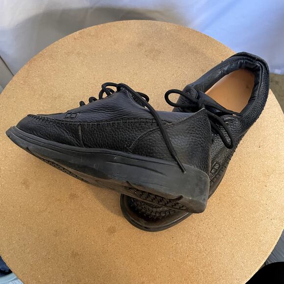 Answer 2 Diabetic leather shoes men 9.5 wide 2 pair extra insoles - Picture 2 of 10